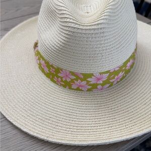 Authentic MASTERS Women’s Hat with Azalea Print